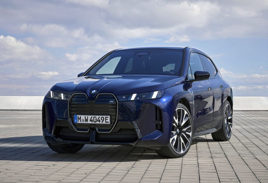 Cómo elegir un SUV premium inteligente en 2026: asistentes, conectividad y actualizaciones OTA