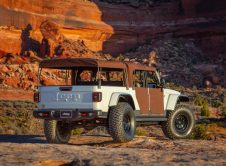 Jeep® Convoy Concept