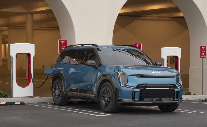 Kia Ev9 Tesla Supercharger