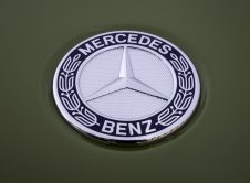 Mercedes Benz G Klasse Edition Stronger Than The 1980s Manufaktur Agavengrün Uni; Sitzpolster Mit Taubengrauem Stoff // Mercedes Benz G Class Edition Stronger Than The 1980s Manufaktur Agave Green Solid; Seat Upholstery In Dove Grey Fabric