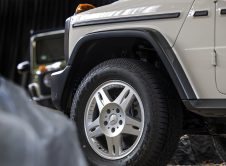 Mercedes Benz G Klasse Edition Stronger Than The 1980s Manufaktur Agavengrün Uni; Sitzpolster Mit Taubengrauem Stoff // Mercedes Benz G Class Edition Stronger Than The 1980s Manufaktur Agave Green Solid; Seat Upholstery In Dove Grey Fabric