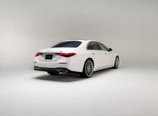 Die S Klasse 2025: Mehr Individualität, Intelligenz Und Exzellenz Durch Manufaktur, Ki Und Drive Pilot The 2025 S Class: More Individuality, Intelligence, And Excellence With Manufaktur, Ai, And Drive Pilot