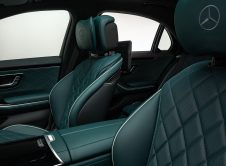 Die S Klasse 2025: Mehr Individualität, Intelligenz Und Exzellenz Durch Manufaktur, Ki Und Drive Pilot The 2025 S Class: More Individuality, Intelligence, And Excellence With Manufaktur, Ai, And Drive Pilot