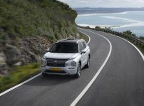 Nuevo Mitsubishi Outlander Phev (12)