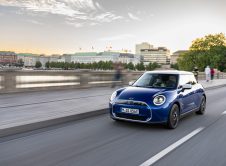 P90527265 Highres Mini Cooper Se 10 20