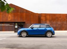 P90559980 Highres Mini Cooper S 5 Door