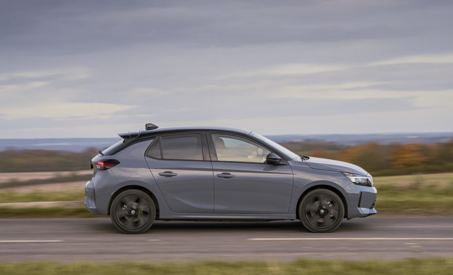 Stellantis Lancia Opel Peugeot 2025 00003