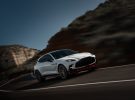 El Aston Martin DBX S es el nuevo buque insignia de los SUV de la marca británica