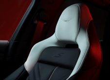 Aston Martin Dbx S 19