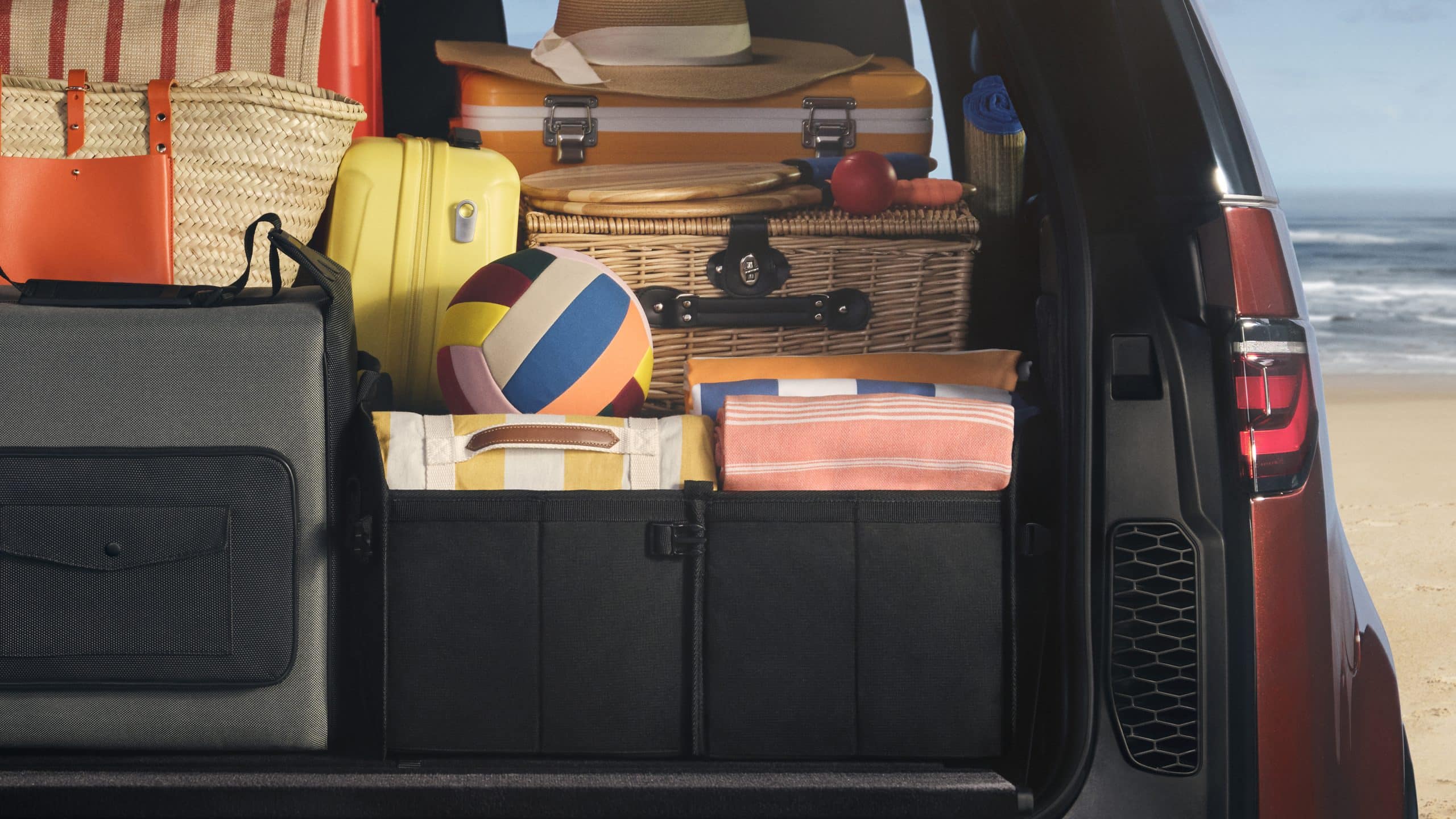 Discovery Accsessory Pack Beach Days 140525 01