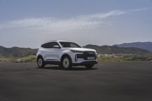 Lo tiene todo para ser un superventas: el nuevo SUV urbano de EBRO, el S400 híbrido, ya disponible desde 23.500 euros