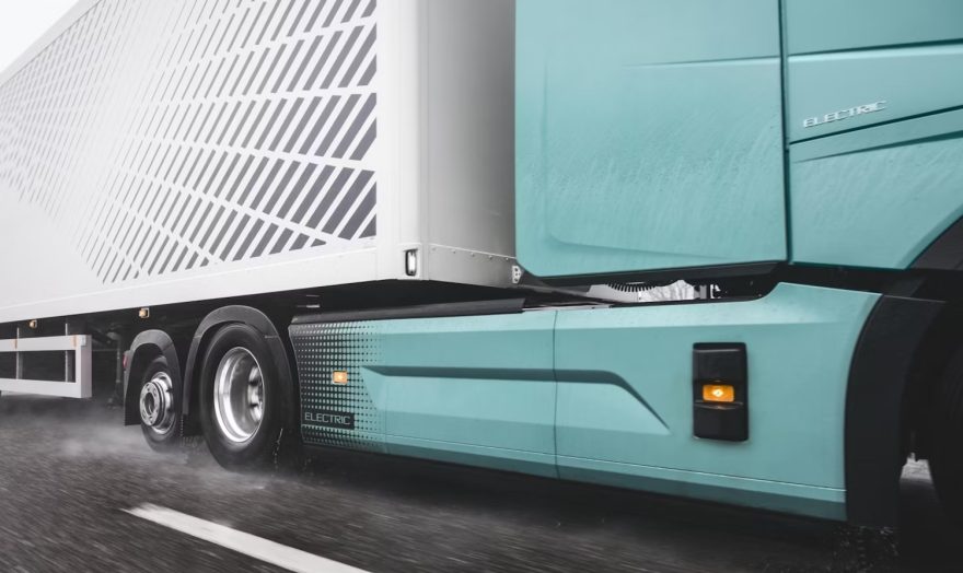 Volvo Truck Long Range 00003