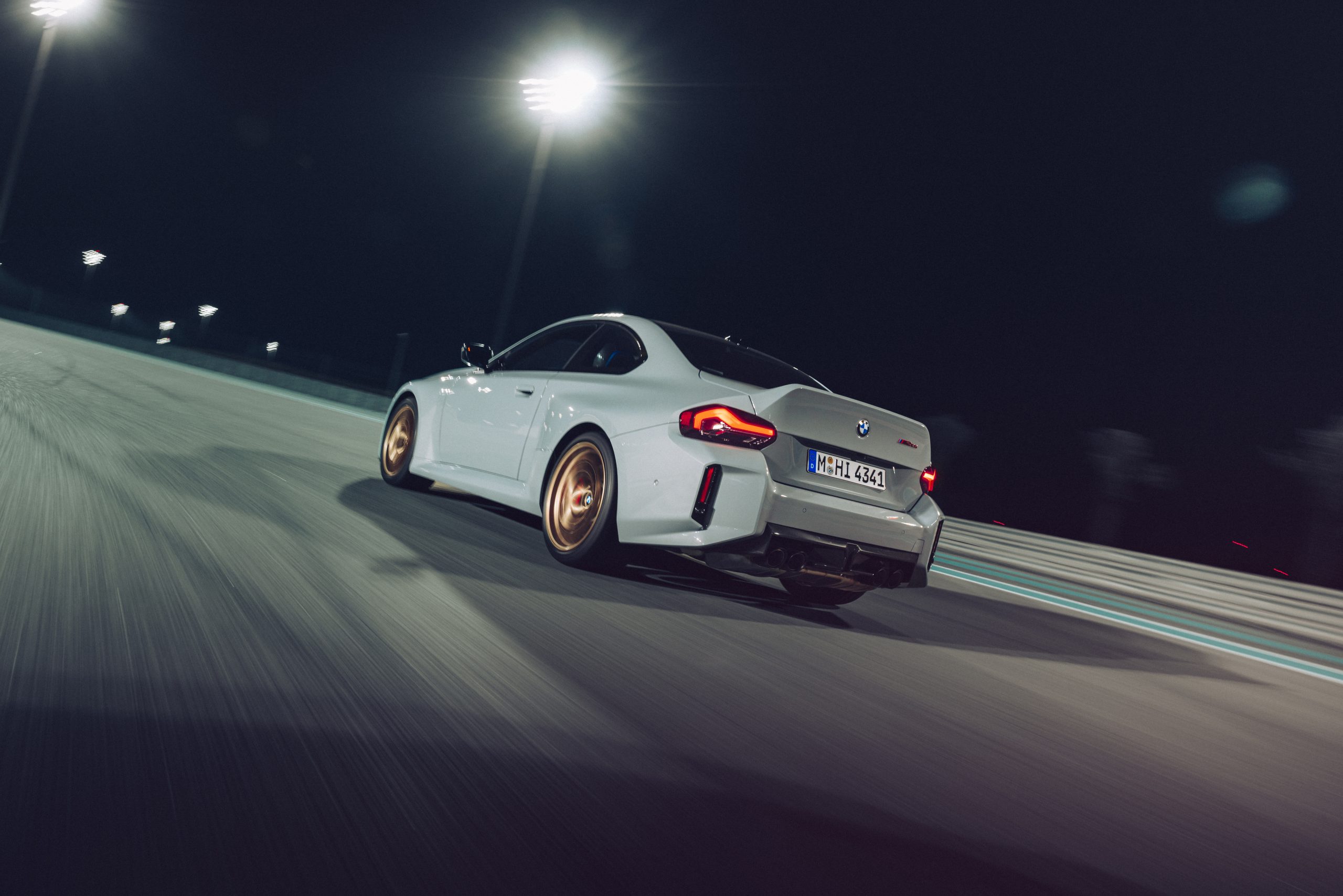 Bmw M2 Cs 2025 (5)