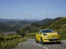 Al volante del Ford Puma Gen-E, un minideportivo con corazón eléctrico