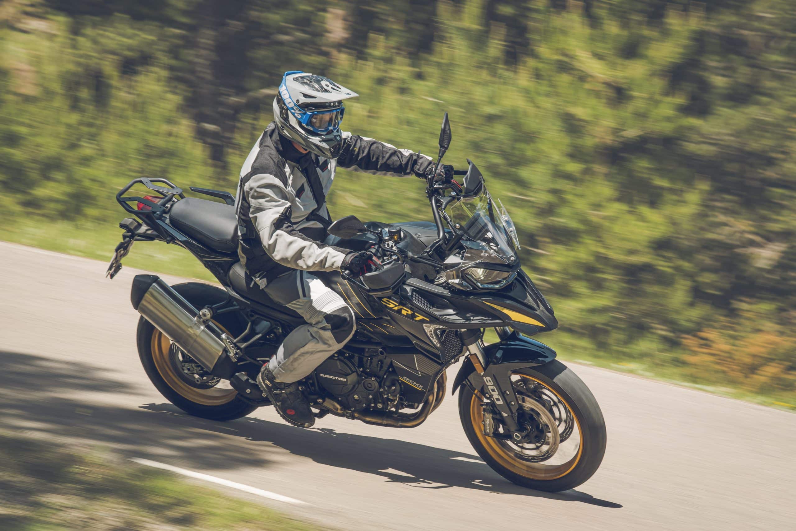 Qj Motor Srt900sx Exterior (4)