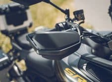 Qj Motor Srt 900s Exterior (11)