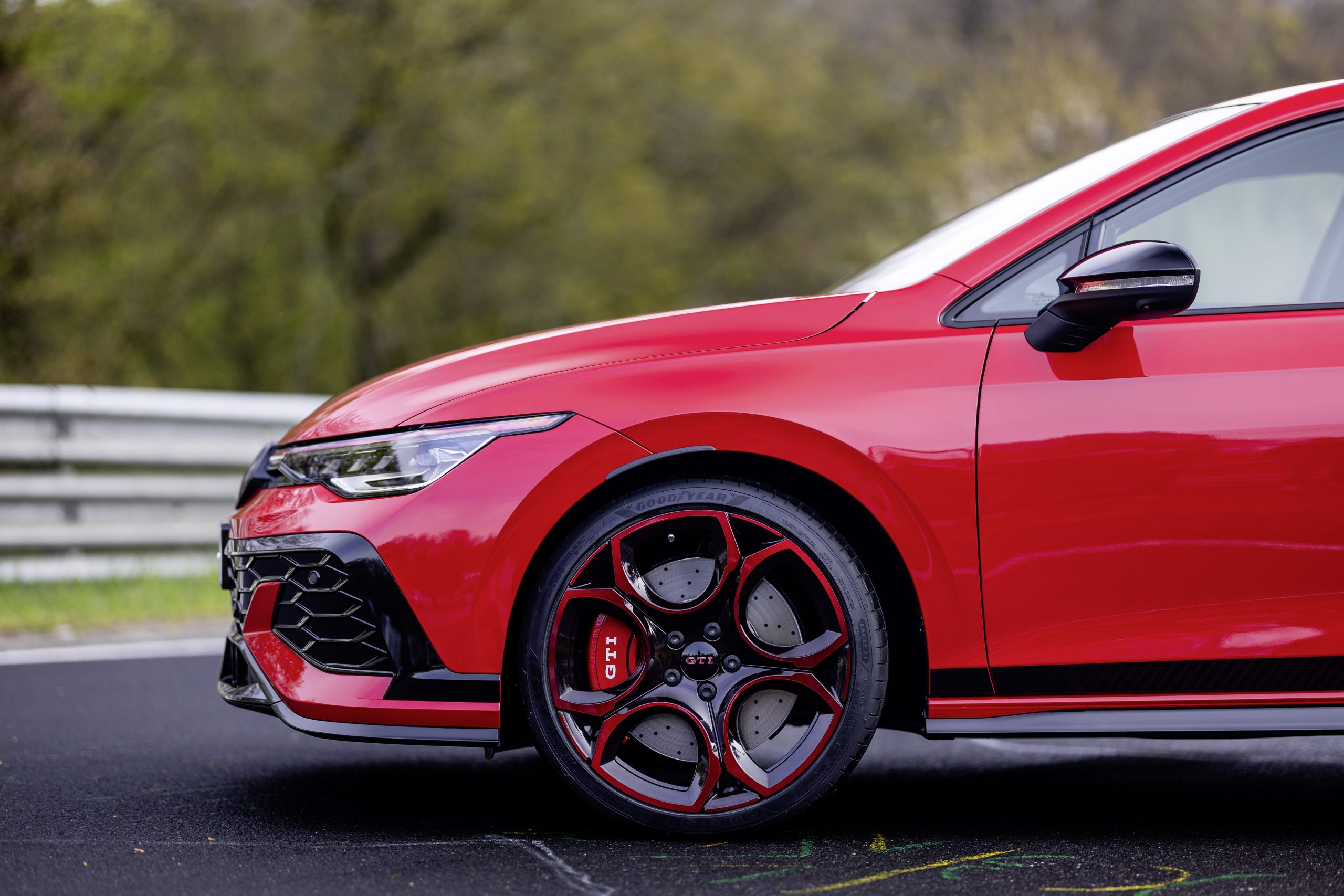 Volkswagen Golf Gti Edition 50 (8)