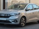 Dacia actualiza su berlina familiar, aunque ya no la verás en España