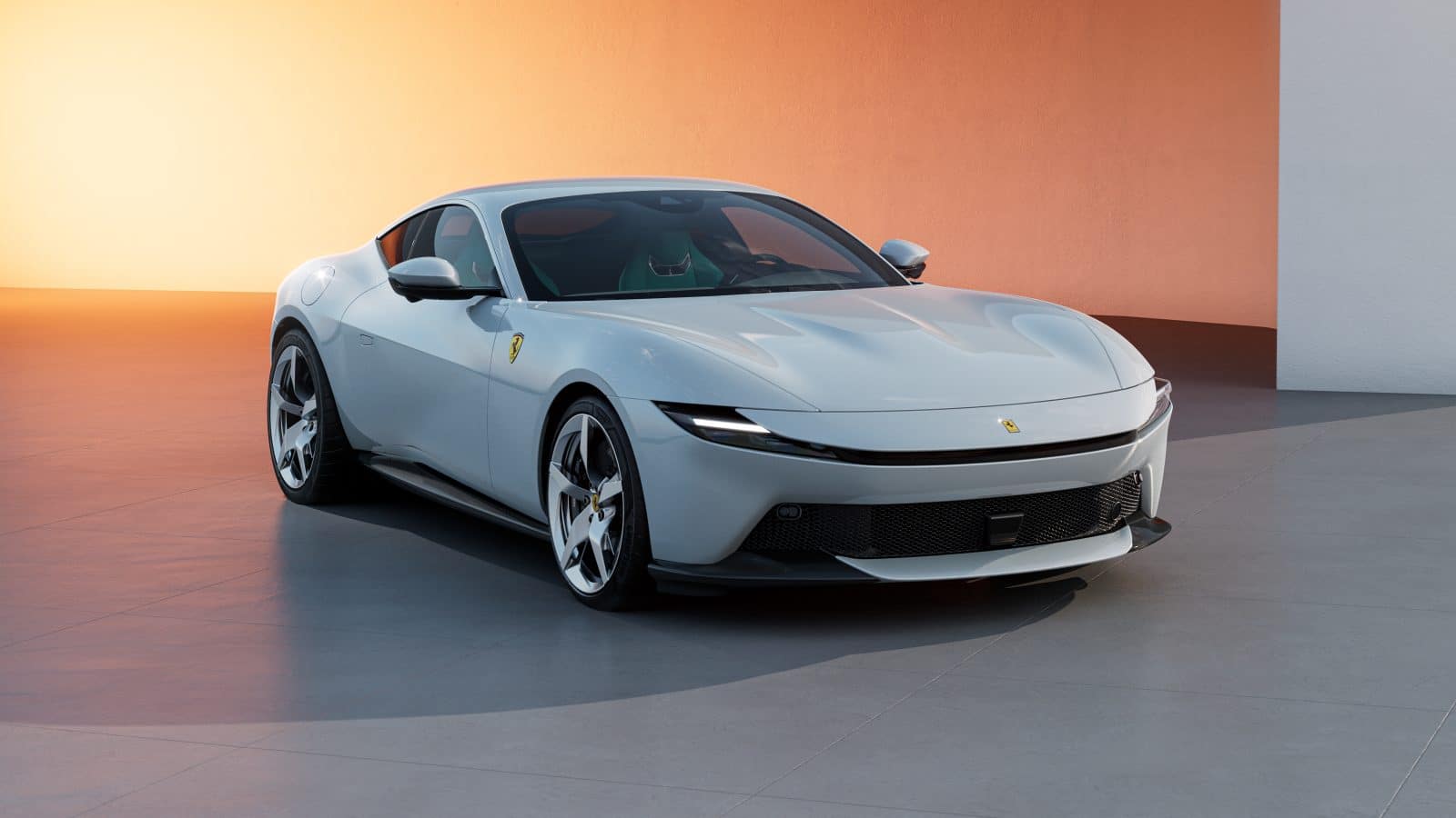 The Ferrari Amalfi Spider will arrive in spring to take advantage of ...