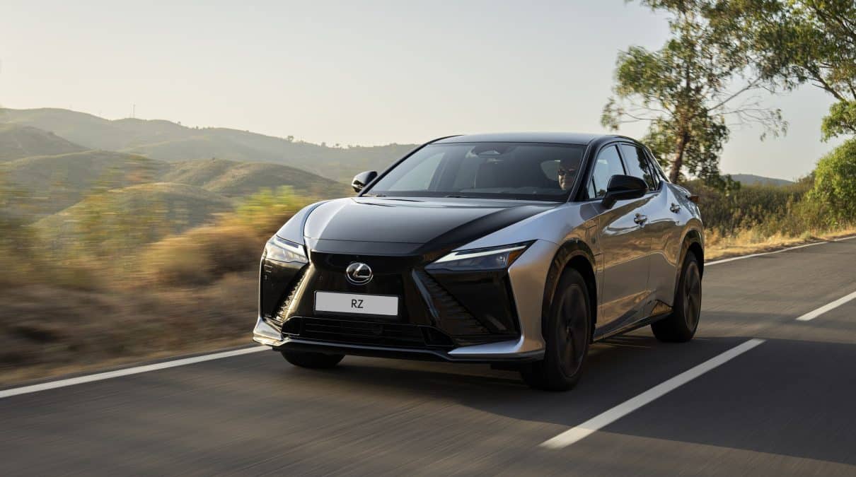 Lexus RZ frente a Polestar 3: comparativa de SUV eléctricos premium entre 65.000 y 85.000 euros