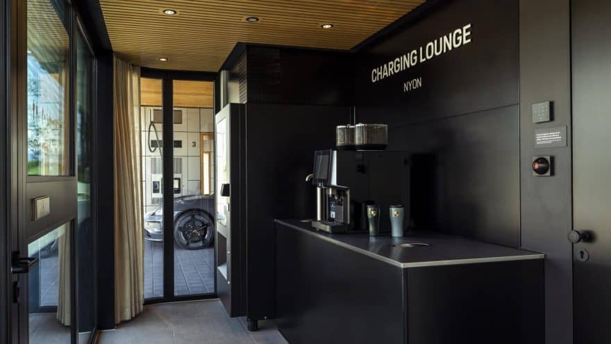 Porsche Charging Lounge Swiss 00003