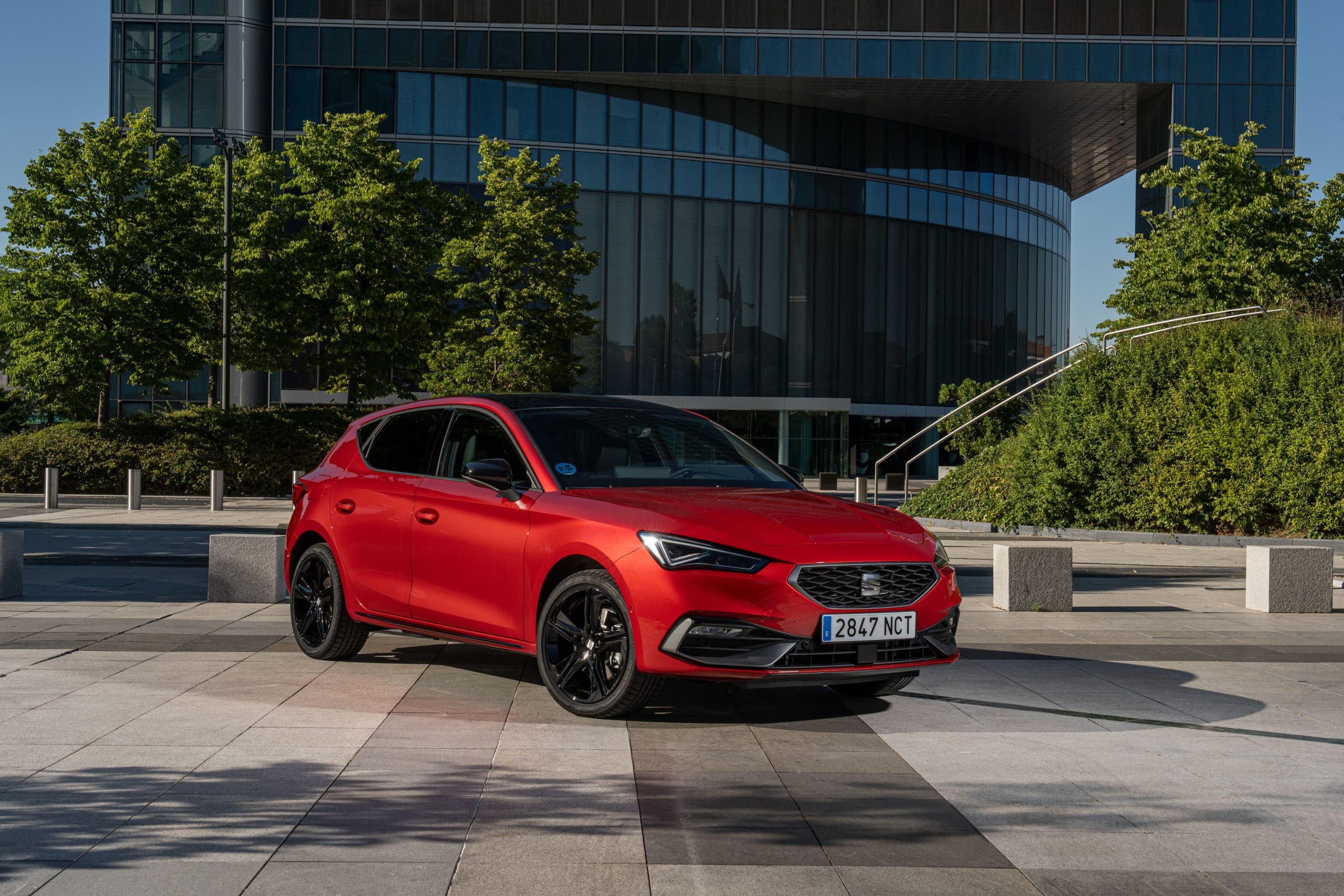 Seat Lanza Las Nuevas Ediciones Especiales Fr 75 Aniversario 04 Hq