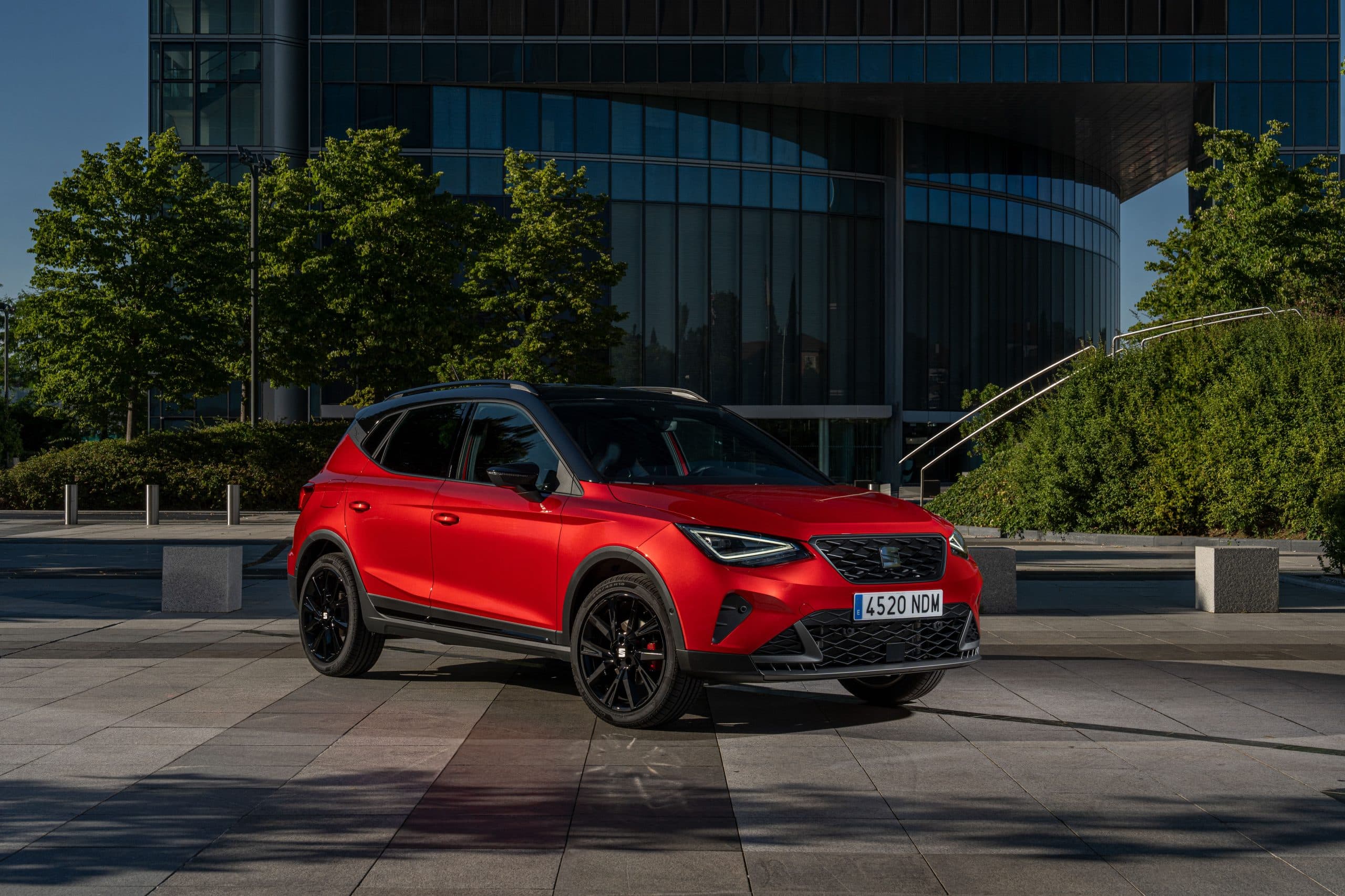 Seat Lanza Las Nuevas Ediciones Especiales Fr 75 Aniversario 07 Hq (1)
