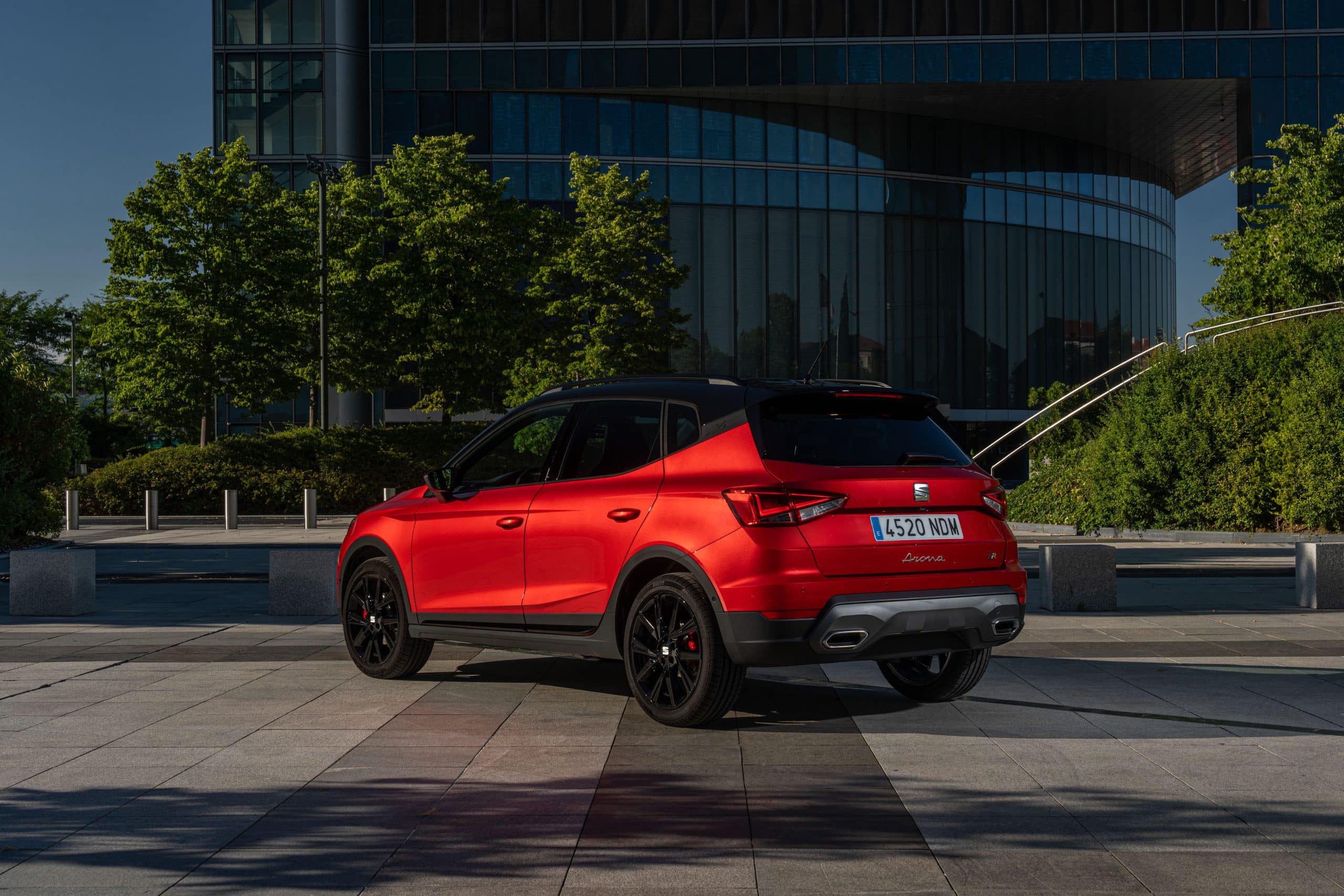 Seat Lanza Las Nuevas Ediciones Especiales Fr 75 Aniversario 30 Hq