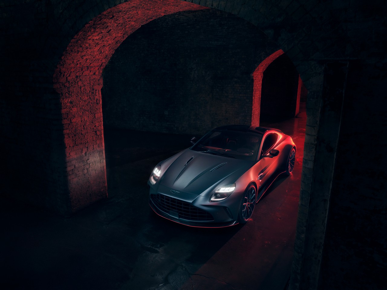 Aston Martin Vantage S 07