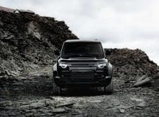 Defender Octa Black 2026 (3)