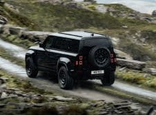 Defender Octa Black 2026 (4)