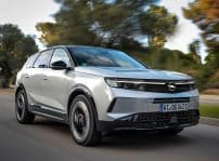 Opel Grandland Hybrid 2025 01