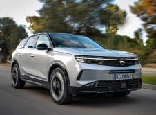 Opel Grandland Hybrid 2025 01