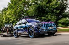 El Porsche Cayenne eléctrico se pone a prueba en una competición histórica y muestra su potencial