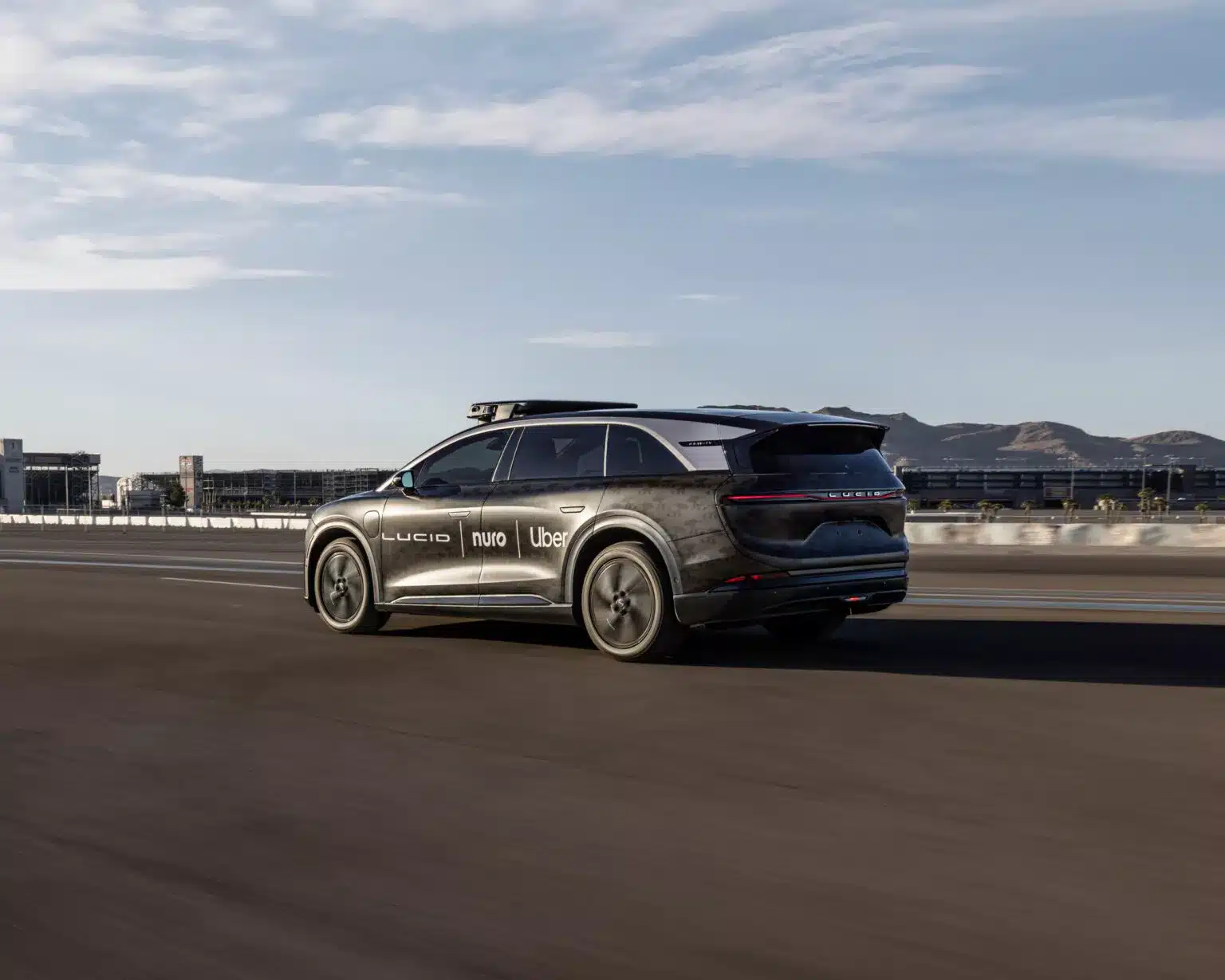 Uber Lucid Robotaxi (2)