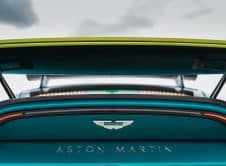 Aston Martin Vantage S Safety Car 13