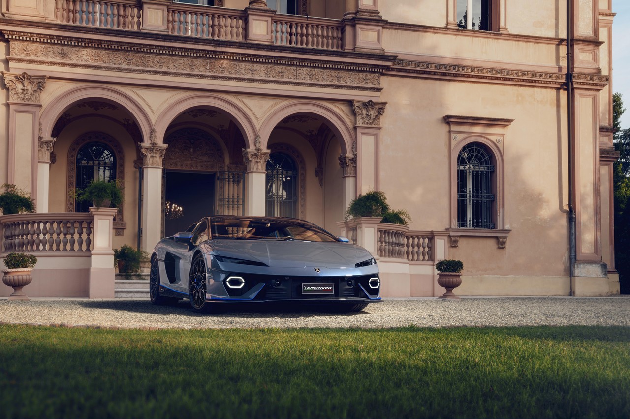 lamborghini-temerario-AD-PERSONAM_5.jpg