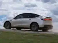 Tesla Model Y L Batalla Larga (2)