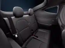 Tesla Model Y L Interior (7)