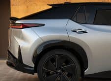 2025 Rz 550e F Sport Sonic Platinum 052 Detail