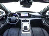 Interiores Omoda 9 5