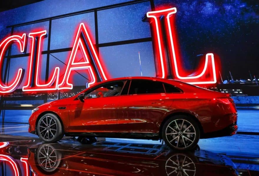 Mercedes-Benz paraliza la producción del CLA L con batalla extendida en China