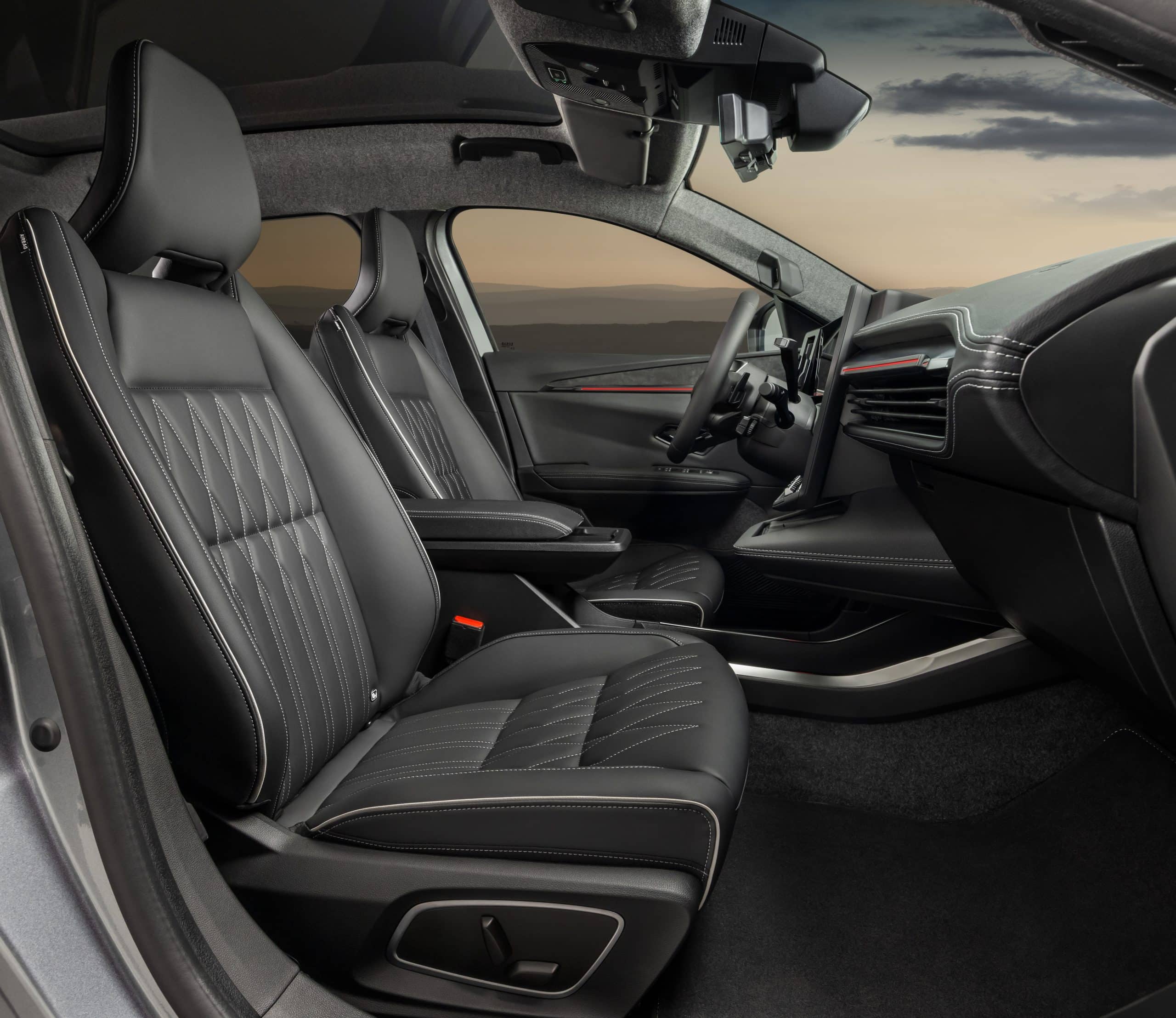 Mitsubishi Eclipse Cross Bev (23)