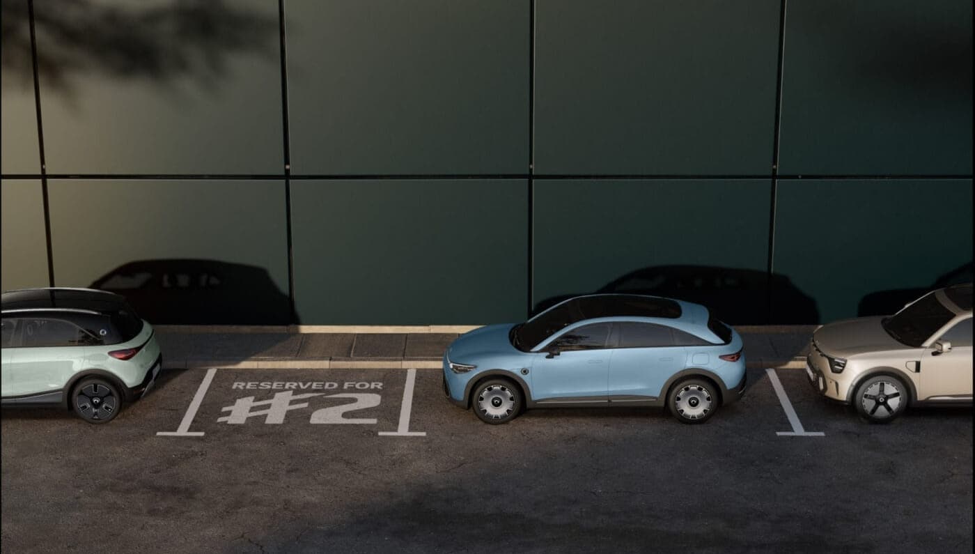 Smart 2 Teaser 2025 00004