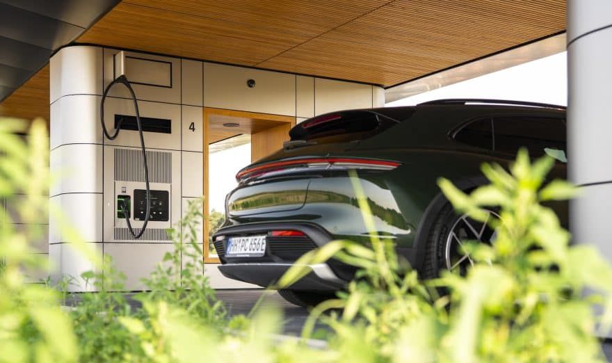 Porsche Charging Lounge Nordheide Germany 00004