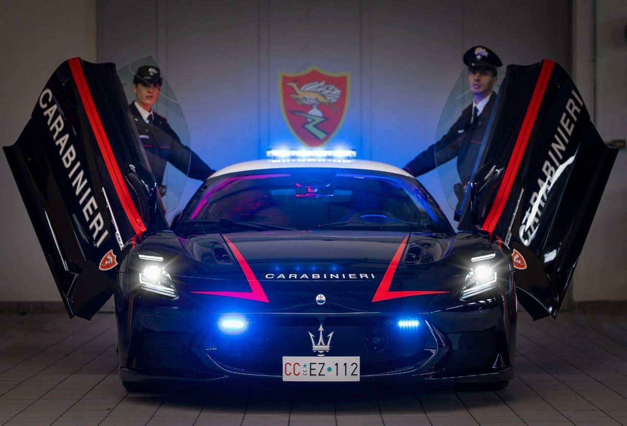 Maserati Mcpura Alfa Romeo Giulia Carabinieri 27