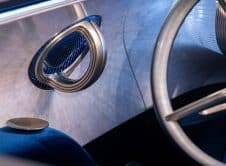 Mercedes Benz Vision Iconic: Ein Meisterwerk Für Eine Neue Ikonische Ära Mercedes Benz Vision Iconic: A Masterpiece For A New Iconic Era