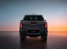 Toyota Hilux Bev Europa (17)