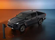 Toyota Hilux Bev Europa (7)