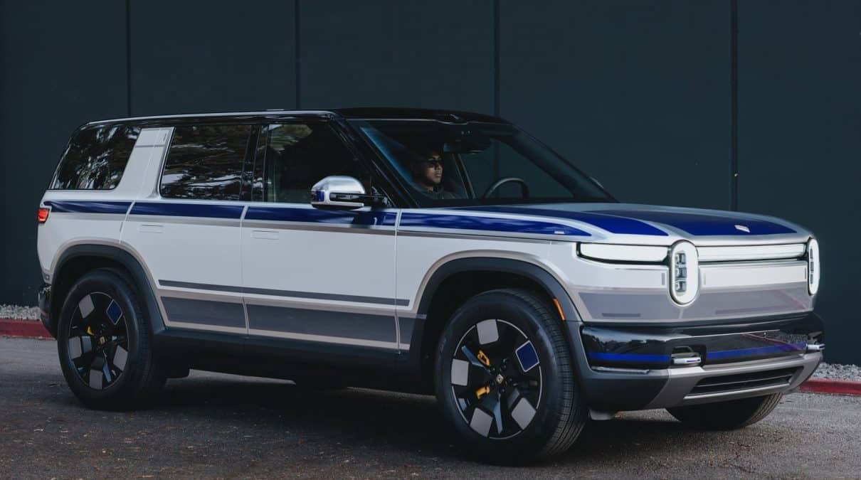 Rivian impulsa la conducción autónoma con el desarrollo de una nueva arquitectura impulsada mediante IA